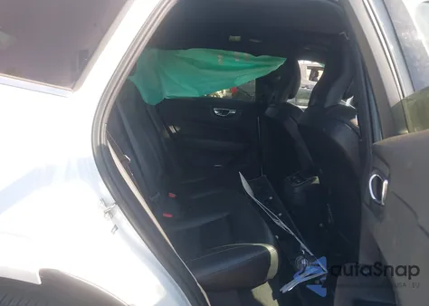 2019 Volvo Xc60 T5 Inscription z USA, uszkodzony, nr VIN LYV102DLXKB243535